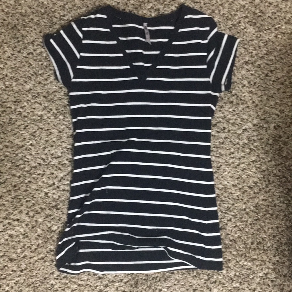 Tee shirt